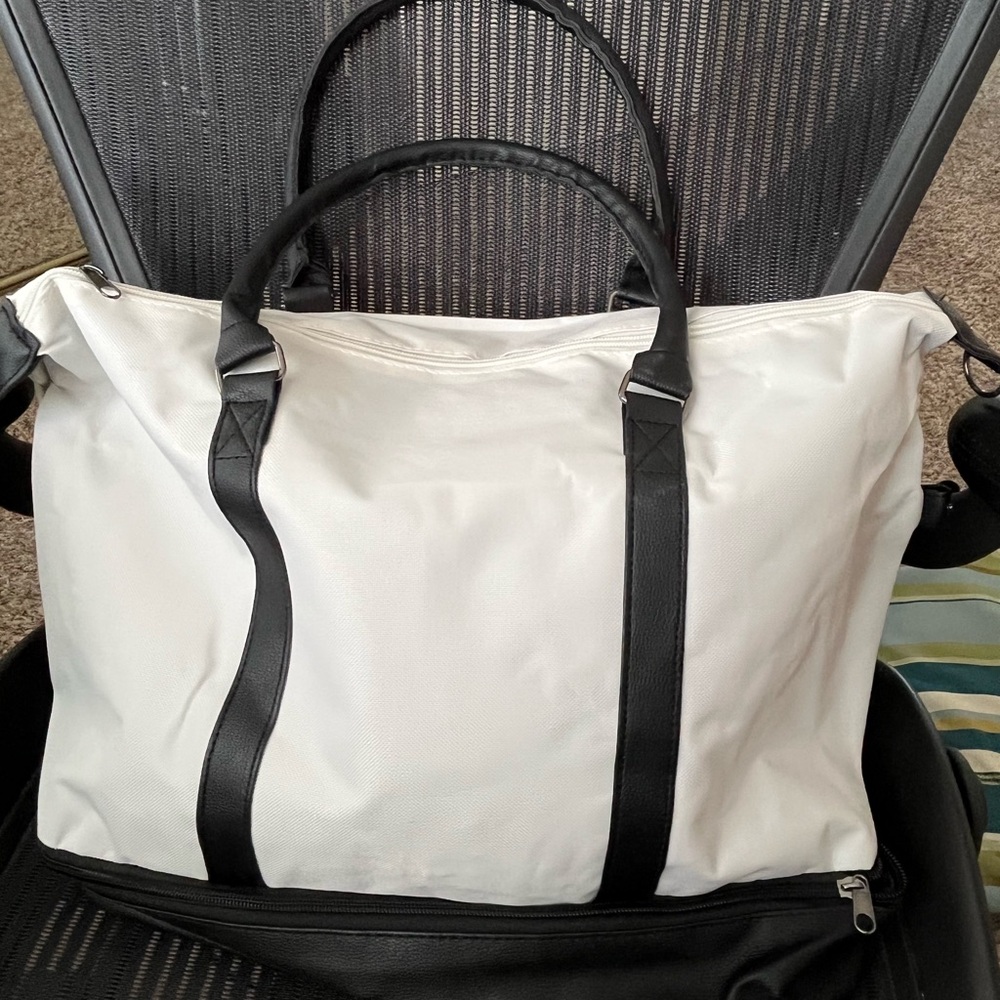 DSW Weekender bag 2024